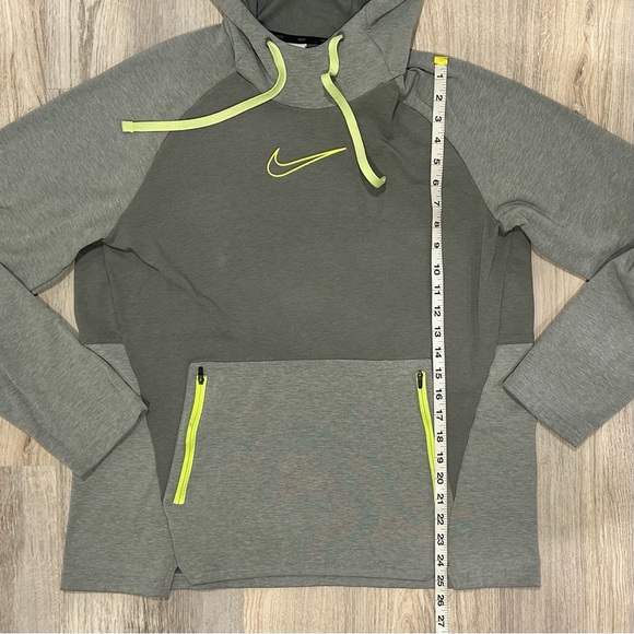 Nike Men’s Gray Therma-FIT Pullover Pullover Hoodie Sweatshirt Zip Pocket Size L - Picture 2 of 7